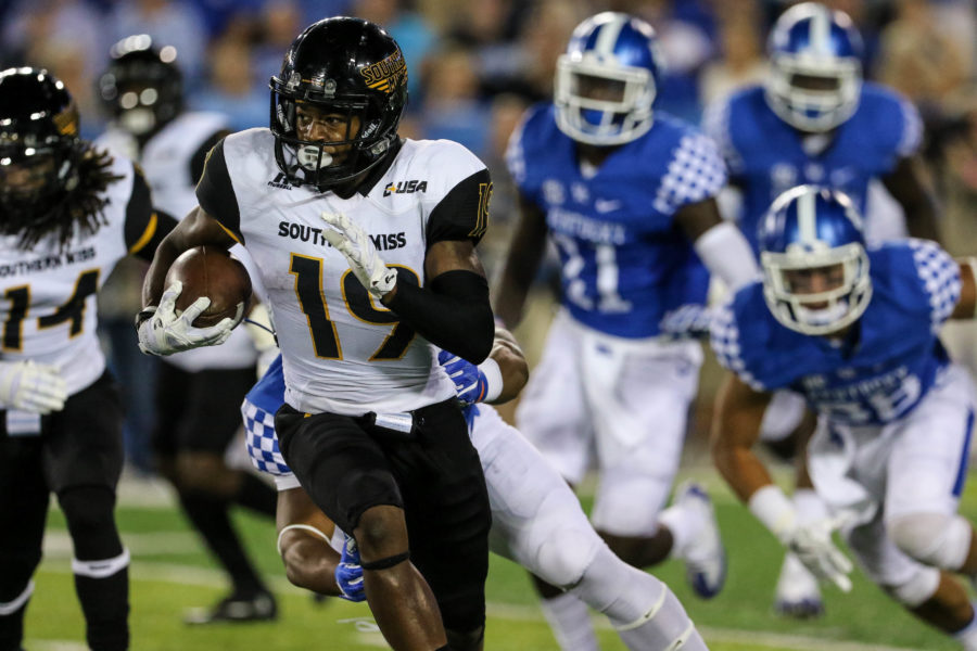 Southern Miss defensive back Curtis Mikell (19) runs the ball against the Kentucky Wildcats in Lexington, Kentucky on September 3, 2016. (Student Printz/ Hunt Mercier)