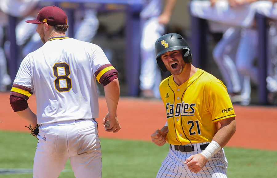 PHOTO+GALLERY%3A++Southern+Miss+defeats+Arizona+St.+in+Game+1+of+Baton+Rouge+Regional