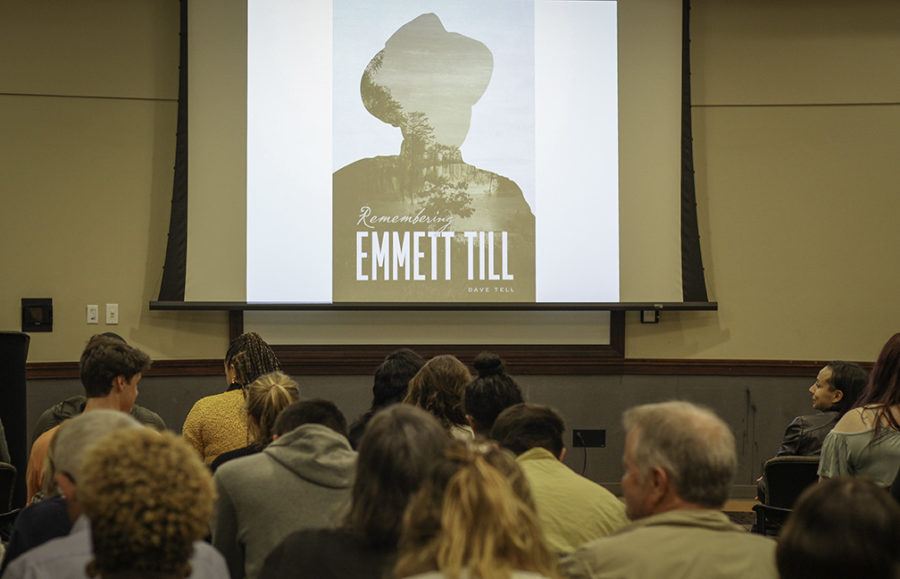 Professor+Dave+Tell+gives+a+presentation+on+his+book%2C+Remembering+Emmett+Till.+Photo+by+Charlie+Luttrell.