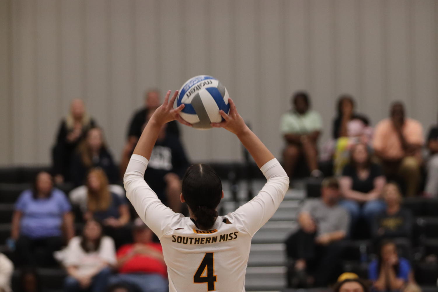 Ole Miss volleyball splits on opening day of Jaguar Invitational