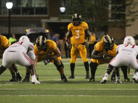 Frank Gore Jr. steps in at QB, helps lead Southern Mississippi to