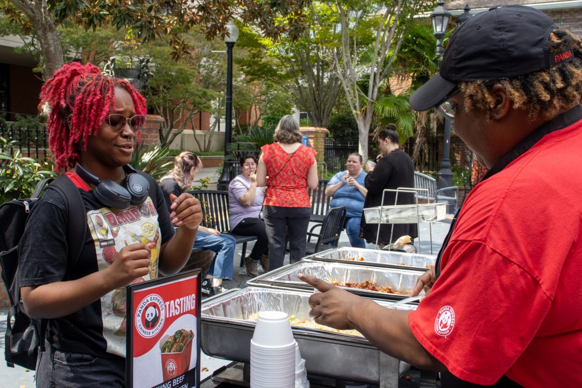 USM students enjoying the Panda Express tasting event on campus.