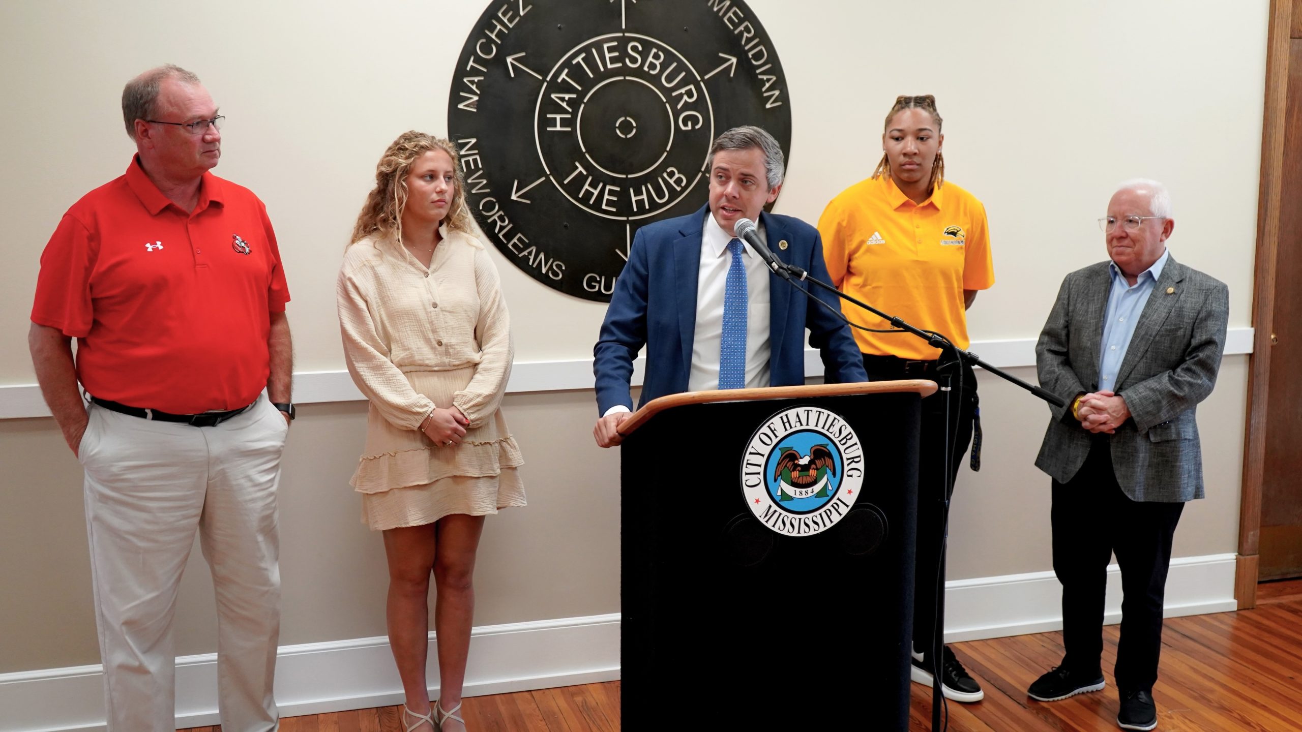 Hattiesburg Mayor Toby Barker and the City of Hattiesburg recently signed two local athletes to NIL deals.