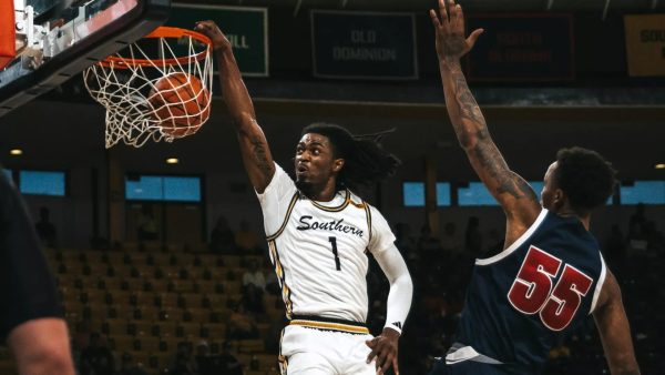 USM's DeAntoni Gordon dunks in a recent game against Jackson State.