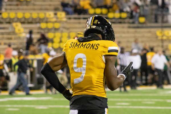 Golden Eagles fall to Arkansas State on homecoming