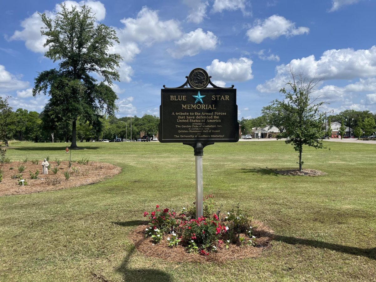 Blue Star Memorial Dedicated to USM