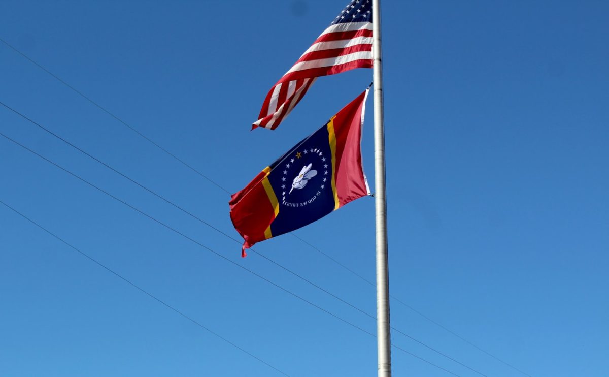 USA and Mississippi Flags